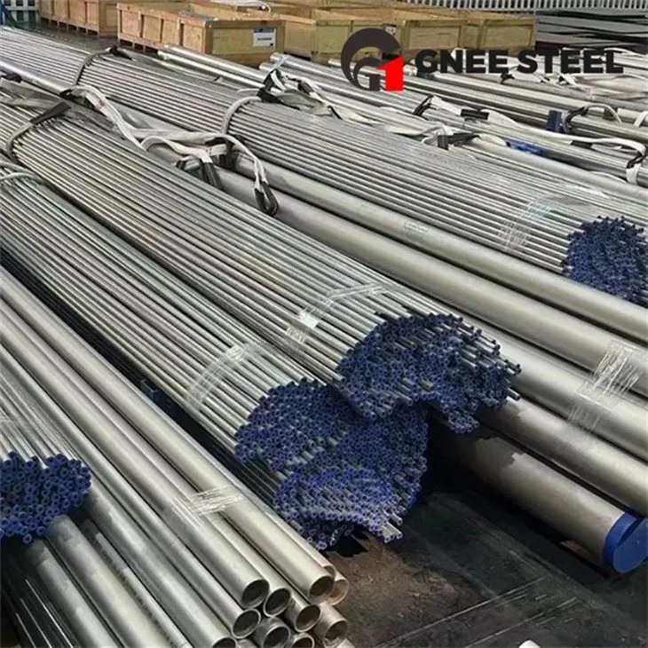 Barre lucide in lega Incoloy 825